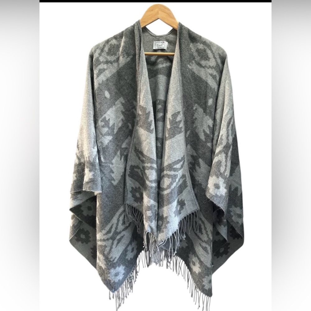 Zighilli Italy Wrap/Poncho/Kimono Oversized Aztec Fringe (Free Size)